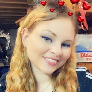 Meet your Posher, Corinne